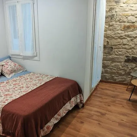 Kareharri Piso En Casco Viejo De